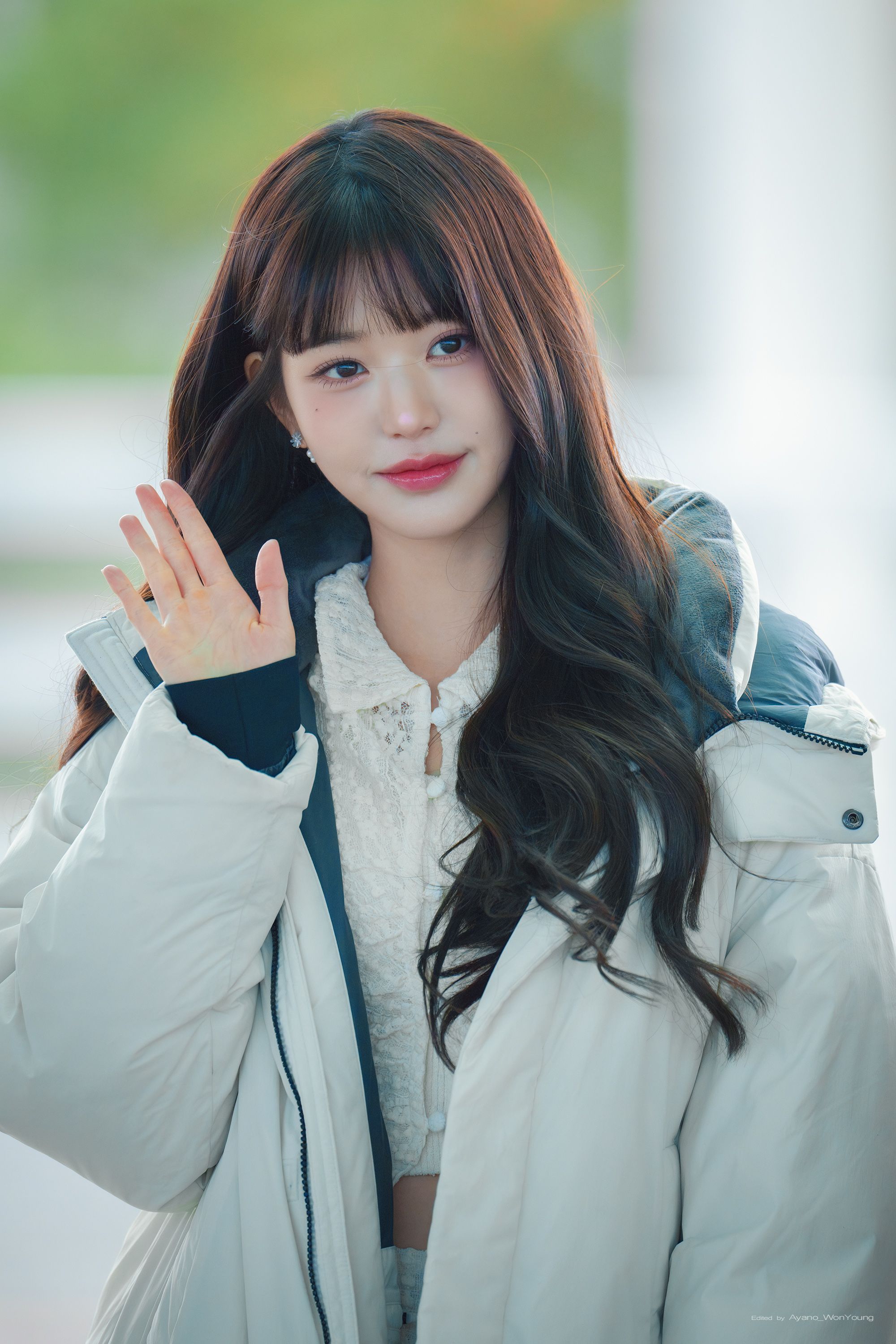 [연예] 장원영 출국