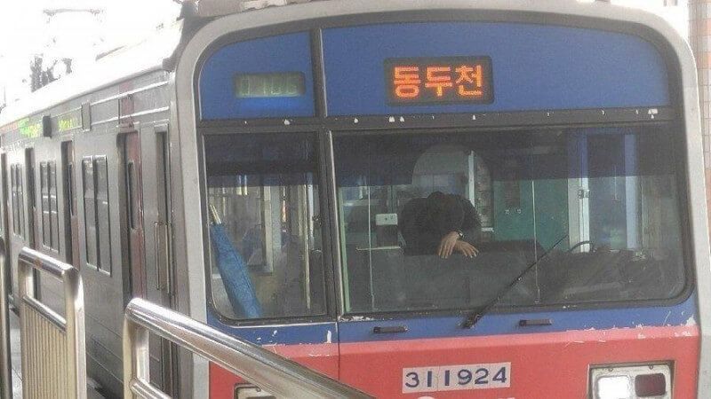 1호선 투신자살 후 기관사 사진