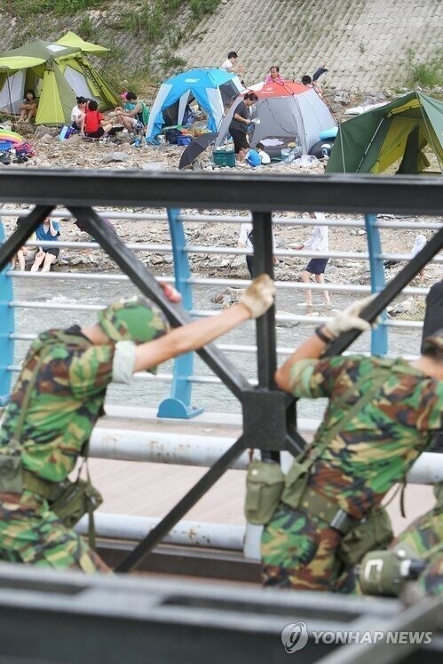 한국의 사진 작품전.