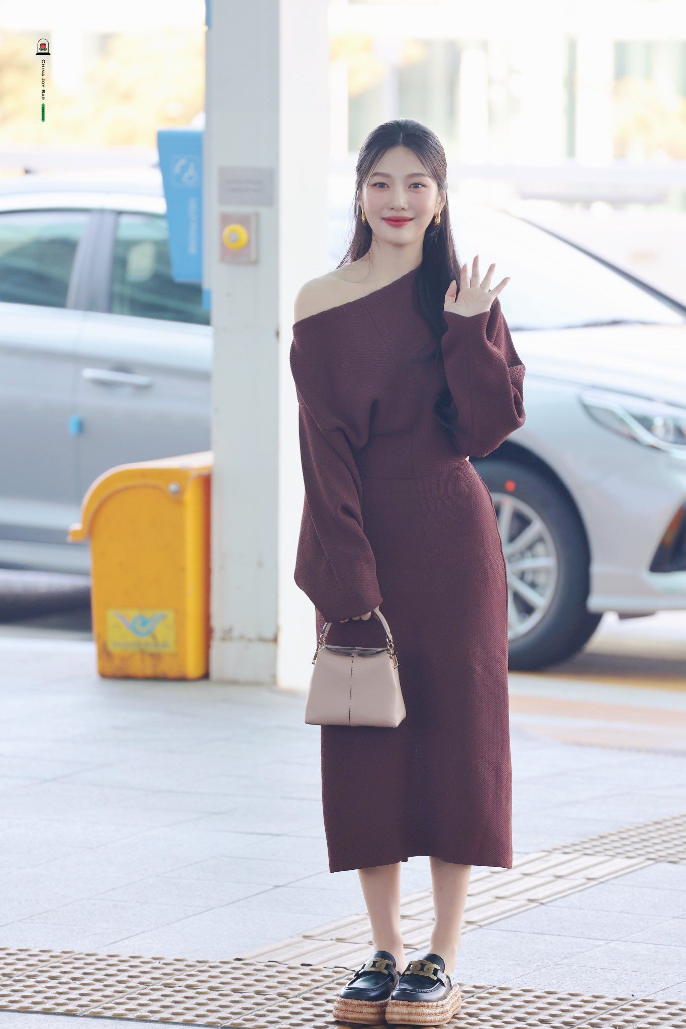 [연예] 조이 출국