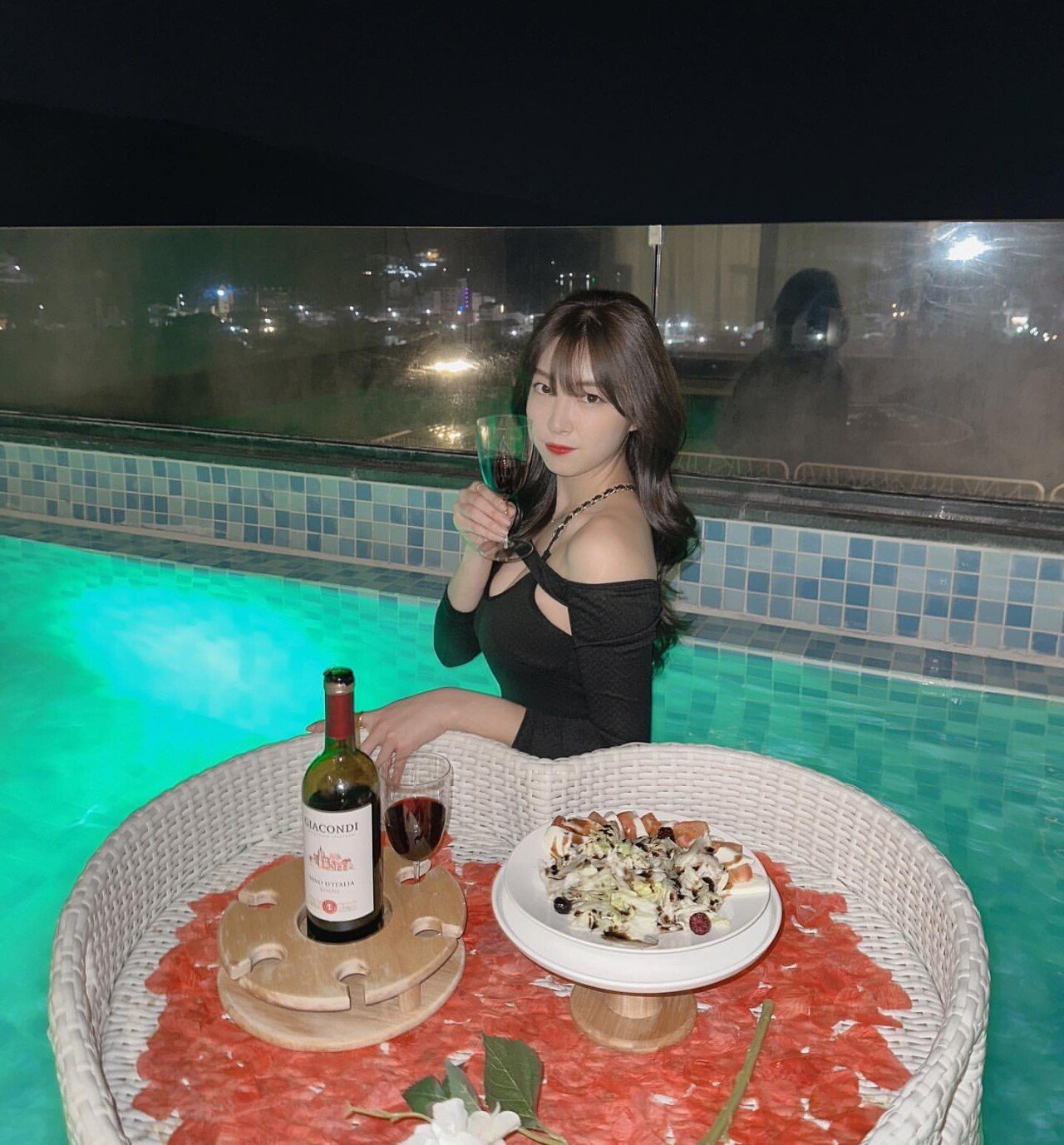 최신 안지현 치어리더 호캉스 물놀이