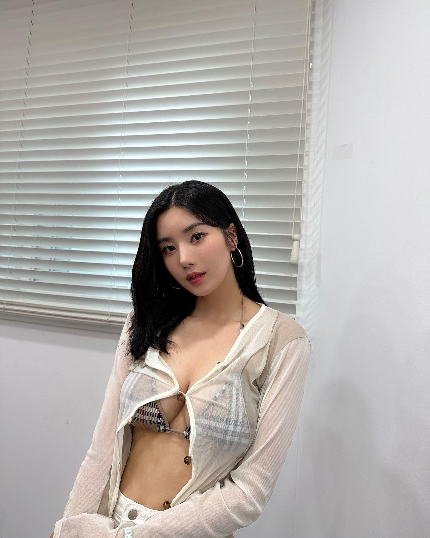 [연예] 권은비 워터밤