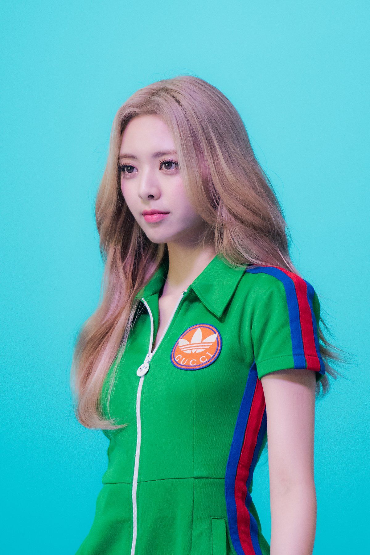 [연예] ITZY “SNEAKERS” MV BEHIND