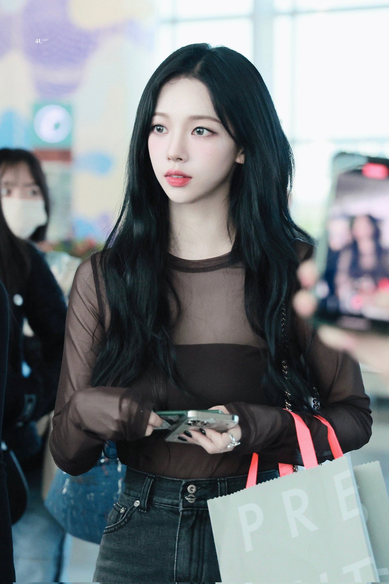 [연예] 카리나 출국