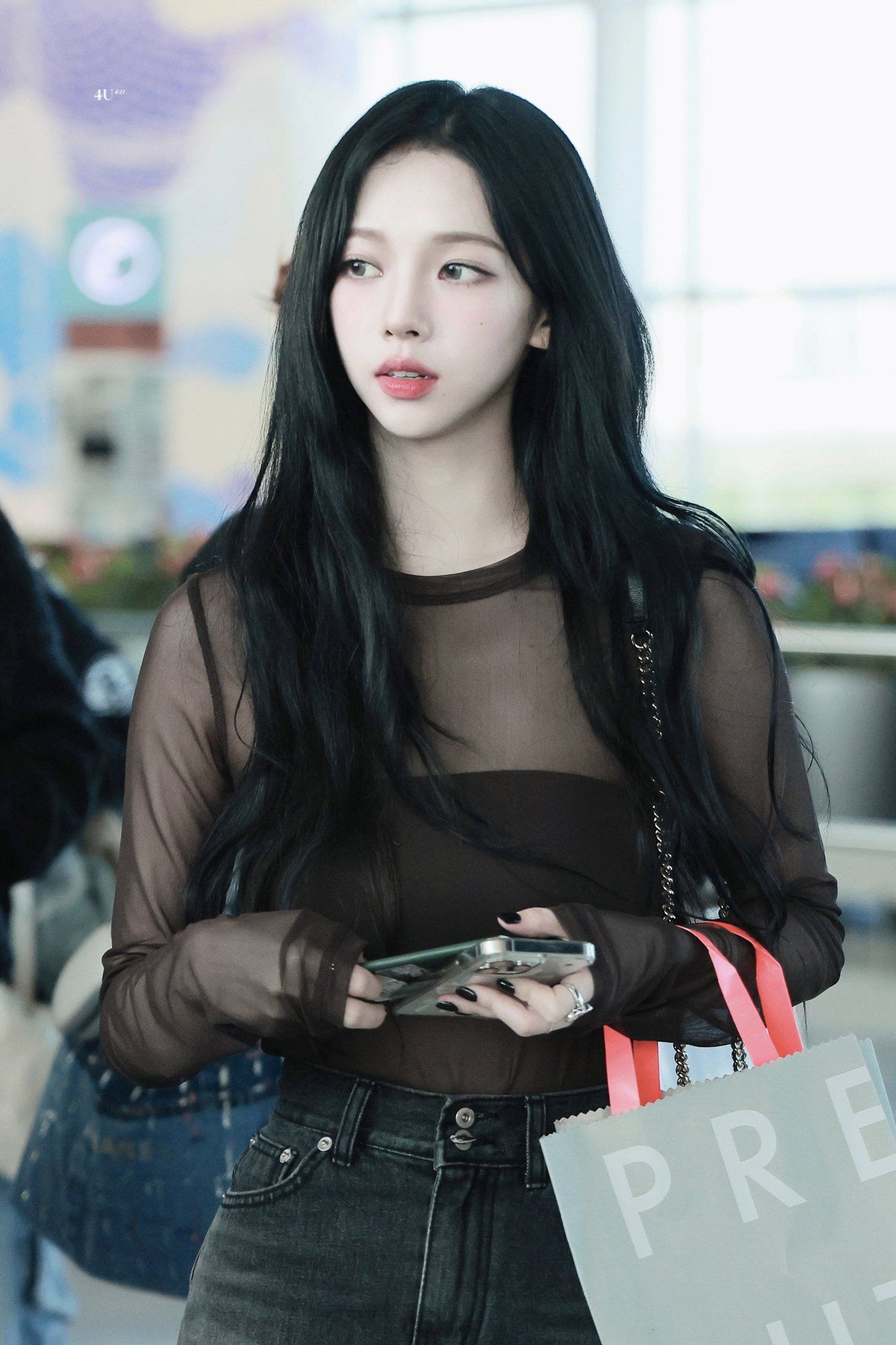 [연예] 카리나 출국